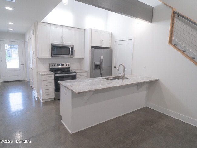 Building Photo - 110 Oak Plns Aly