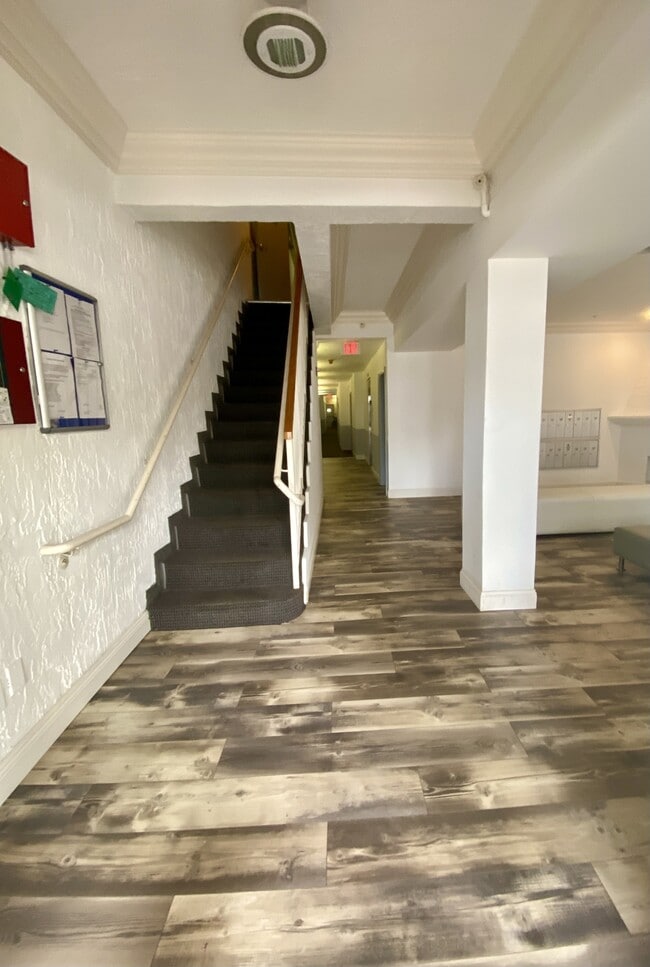 Building Photo - 1521 Lenox Ave