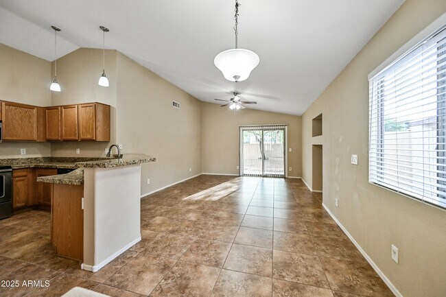 Building Photo - 16252 N 138th Ln