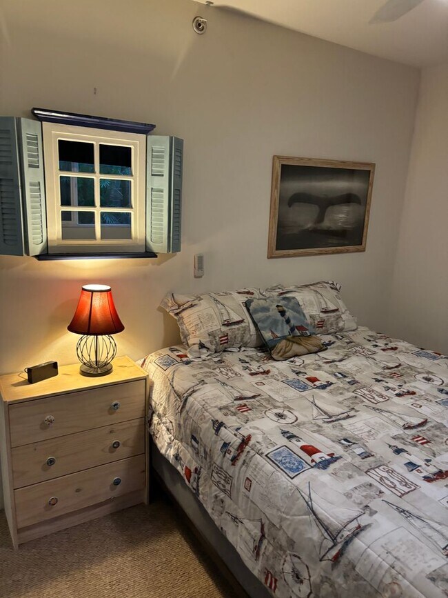 Building Photo - Move-In Ready 2BR/2BA Condo – Fully Furnished, AC, Washer/Dryer, Parking