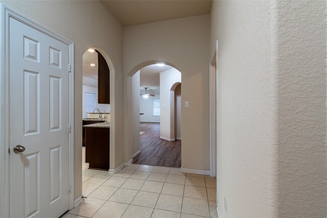 Building Photo - 10159 Twila Springs Ct