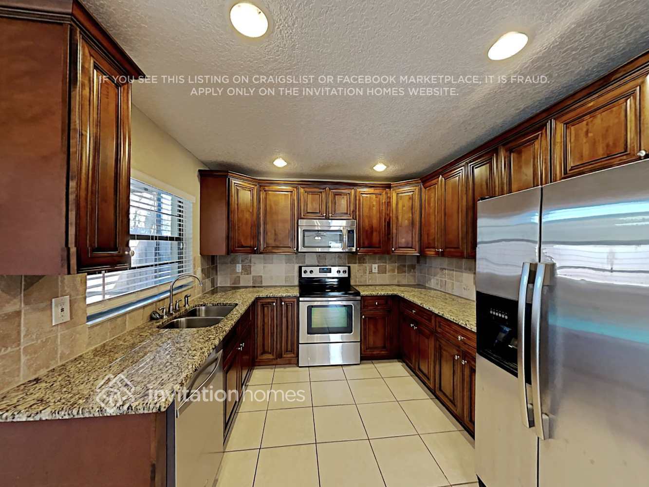 Building Photo - 4313 Ellenville Pl