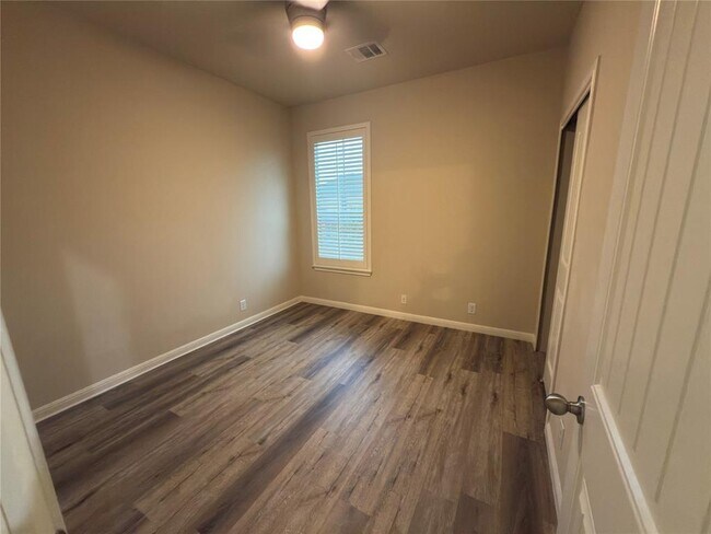 Building Photo - 14001 Avery Ranch Blvd