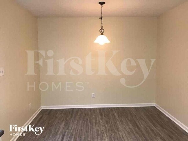 Building Photo - 105 Prince St