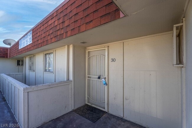 Building Photo - 5396 S Swenson St