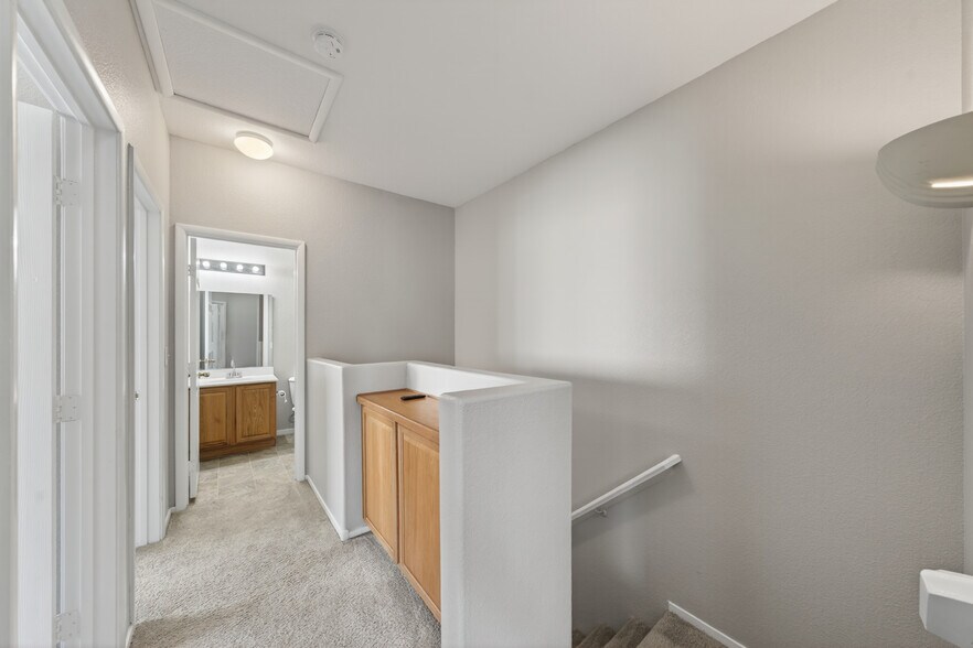 Building Photo - 6321 Blowing Sky St