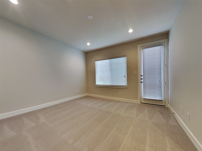 Building Photo - 2608 Upper Quinn Wy