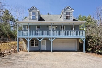 Building Photo - 127 Brook Rd
