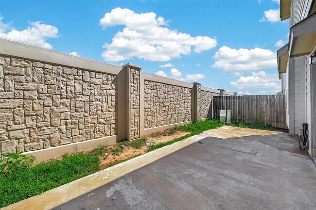 Building Photo - 24838 Rosso Stipple Trail