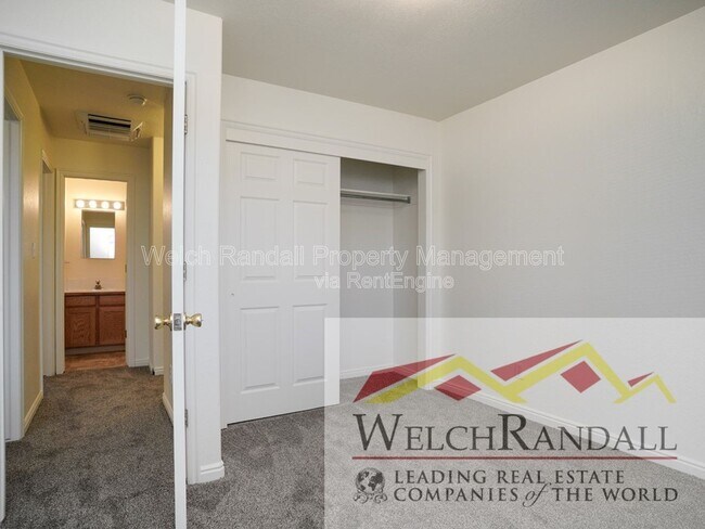 Building Photo - 745 30th St