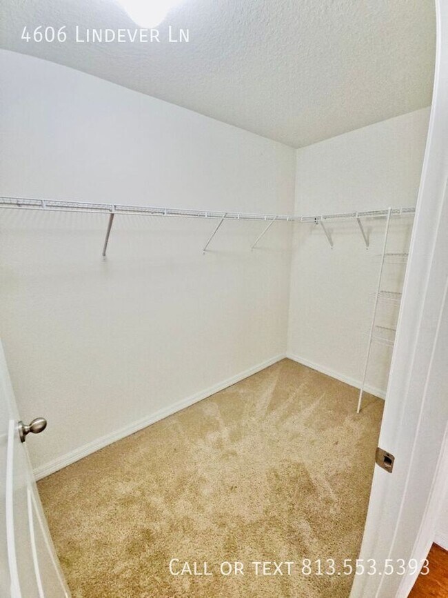 Building Photo - 4606 Lindever Ln