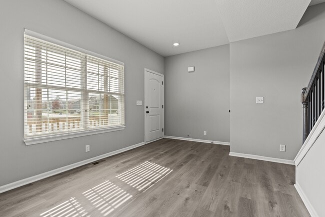 Building Photo - 20101 E 24th Terrace Ct S