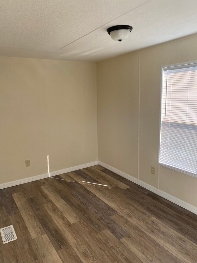 Building Photo - Live Oak Terrace- Lot 50