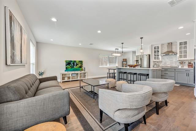 Building Photo - 3151 Kinkaid Dr