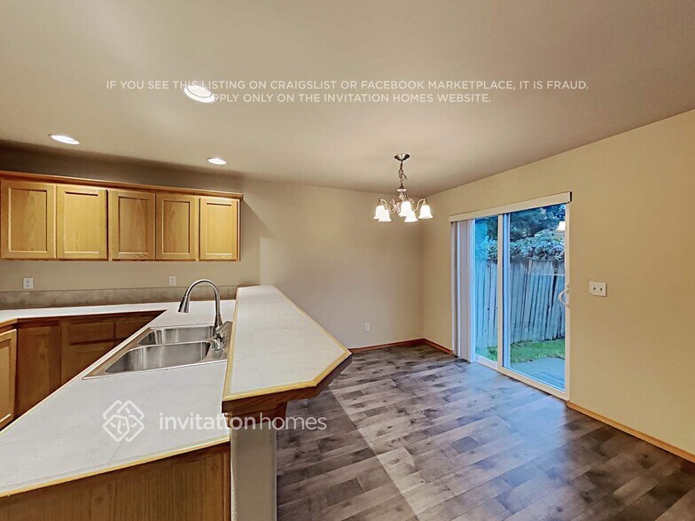 Building Photo - 3814 80th St NE