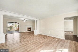 Building Photo - 2113 Matthew Ln