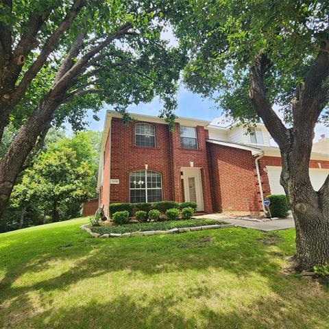 Building Photo - 1104 Summerbrook Dr