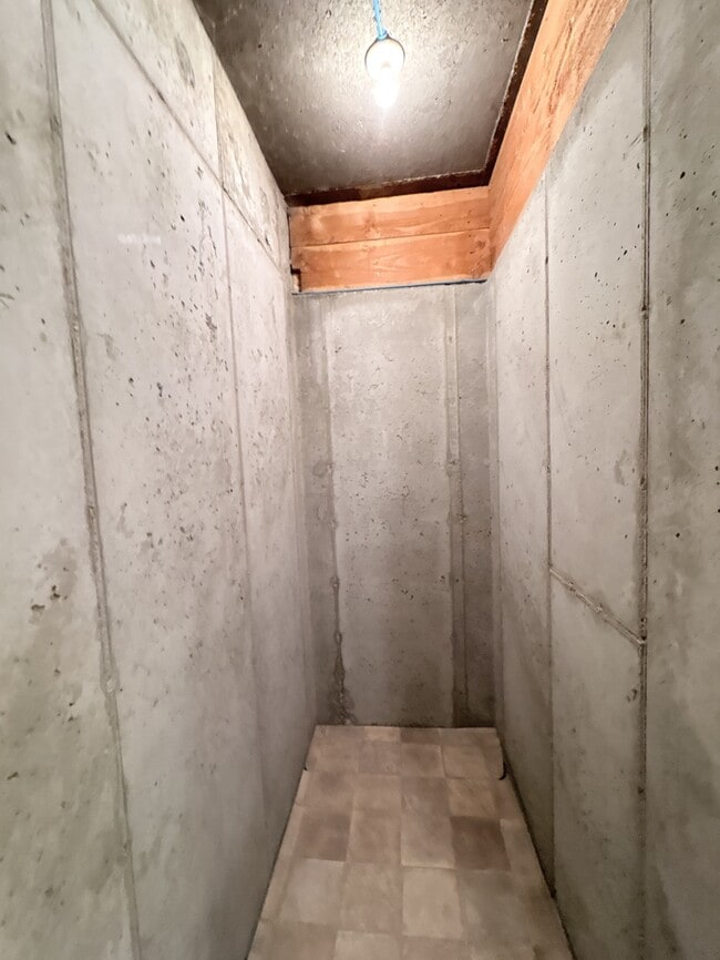 Building Photo - Peppercorn