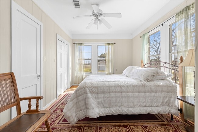 Building Photo - 18218 Buck Rd