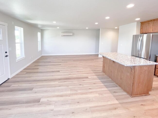 Building Photo - 4750 Gebhard Rd