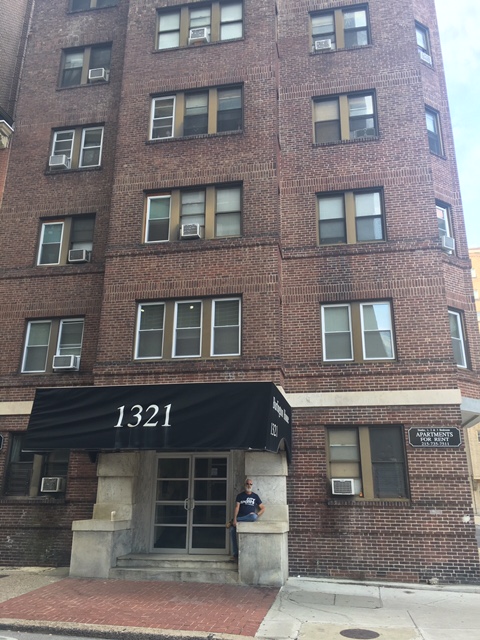 Primary Photo - 1321 Spruce St