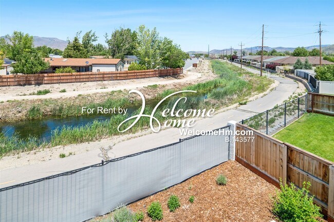 Building Photo - Beautiful Capital Village Home