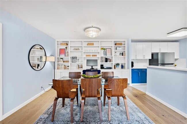 Building Photo - 40 N Interstate Hwy 35