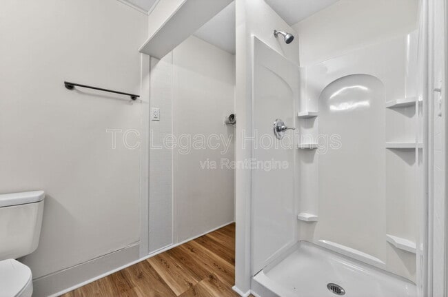 Building Photo - 1409 Hamill Ave