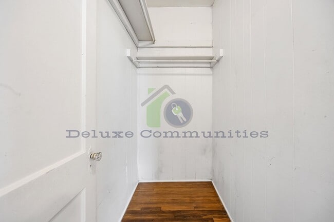 Building Photo - 62 Quimby St NE