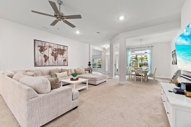 Building Photo - 8324 Amalfi Cir
