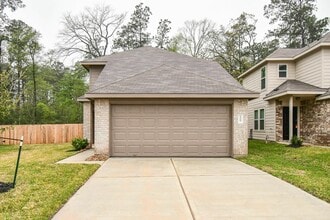 Building Photo - 13907 Westfield Dr