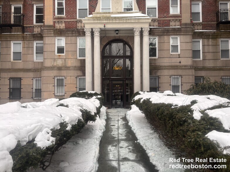 Building Photo - 1810 Commonwealth Ave