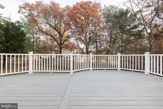 Building Photo - 14209 Floral Park Dr