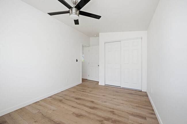 Building Photo - 6271 Mary Ln Dr