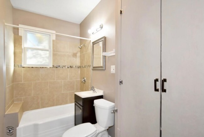 Building Photo - 2107 183rd St