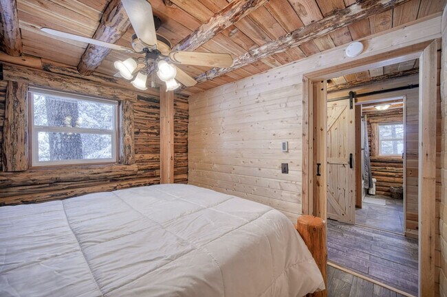 Building Photo - 3980 Bootjack Dr