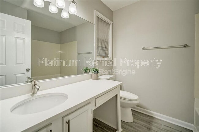 Building Photo - 5113 Hill Farm Dr NE