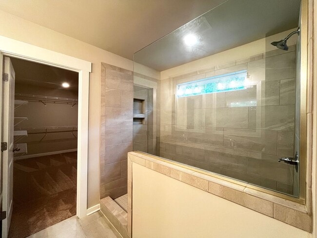 Building Photo - *MOVE IN SPECIAL 50% OFF FIRST MONTH'S RENT* 4 BR/2.5 BA New Construction with Attached Garage in...