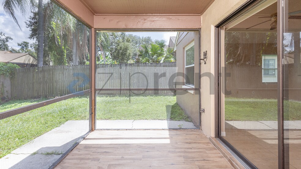 Building Photo - Unit