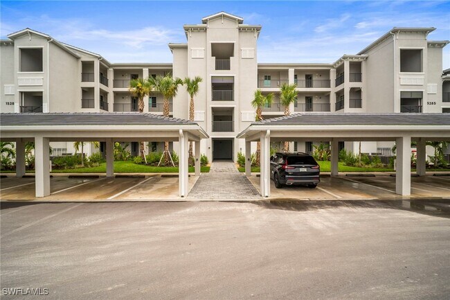 Building Photo - 15285 Grn Acrs Ave