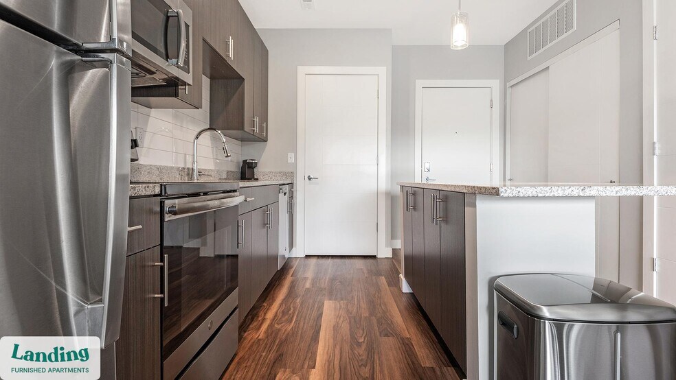 Building Photo - 1010 Enclave Blvd