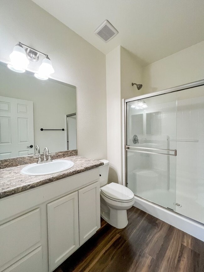 Building Photo - 29 Palms Home with Solar