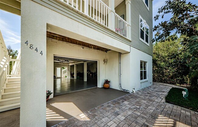 Building Photo - 4844 Anchorage Cv