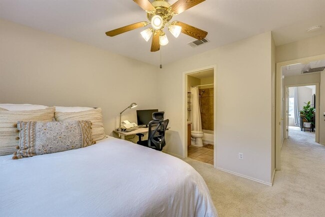 Building Photo - 4501 Whispering Valley Dr