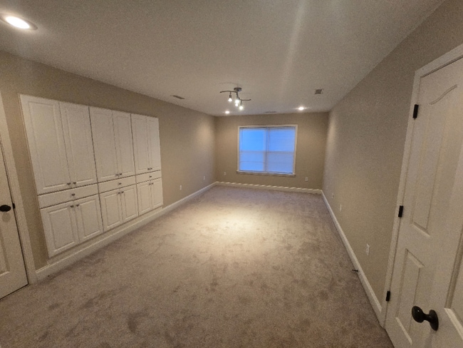 Building Photo - 104 Cutliff Ln