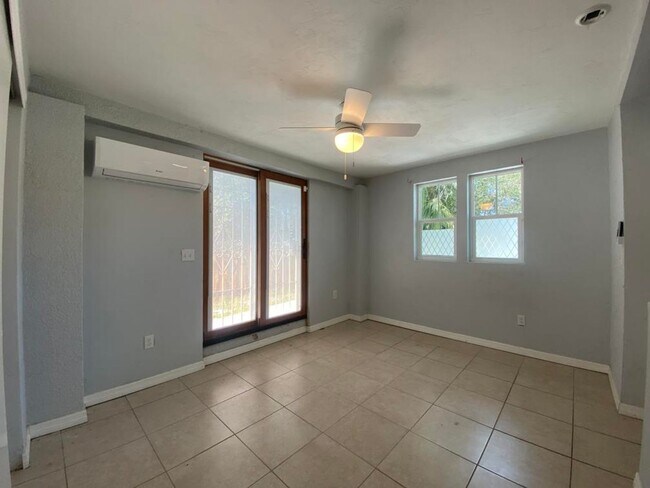 Building Photo - 3/2 in Holly Hill