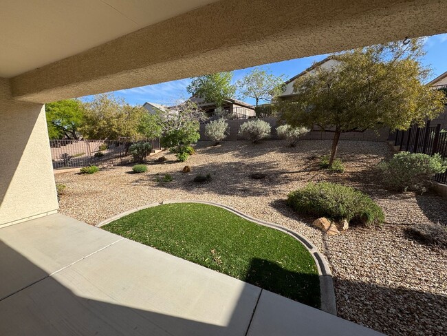 Building Photo - Three bedroom 2 bath home in 55+ community