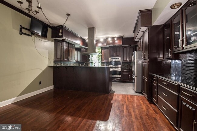 Building Photo - 822 N Ringgold St