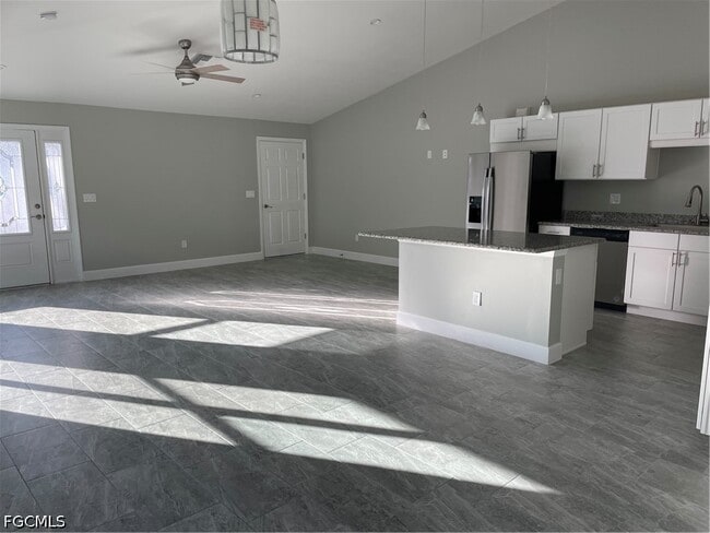 Building Photo - 174 Broward Ave