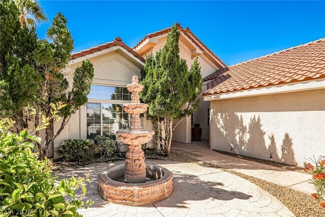 Building Photo - 8052 Marbella Cir